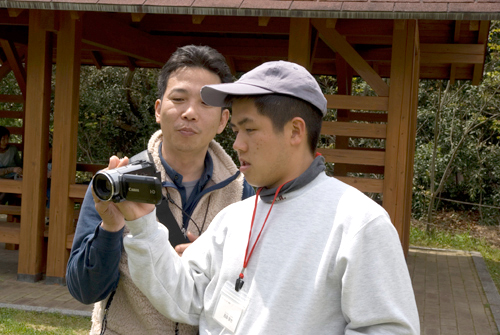 4月アートルーム：「春の動物園」