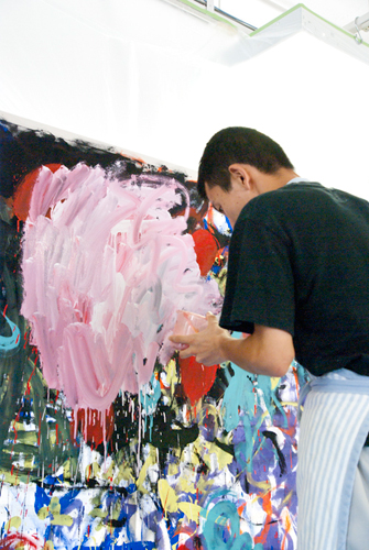 8月アートルーム「ペイントバトル巨大絵画に挑戦!」