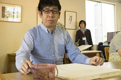 4月アートルーム :「わたし、ぼくのかおを描く」
」
