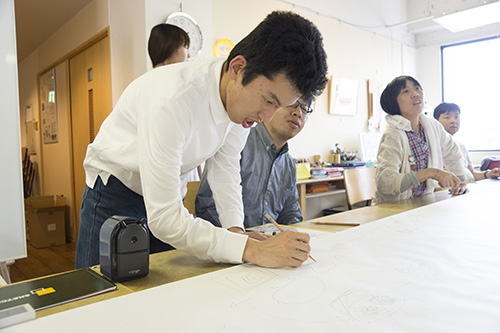 5月アートルーム :「しりとり絵」
」