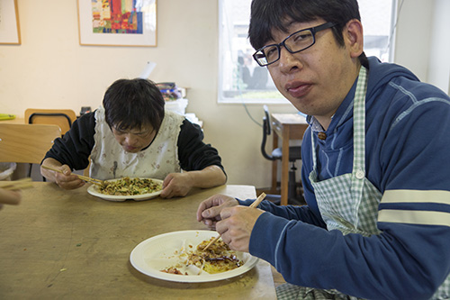 3月アートルーム ：「おいしいでアートする」
」