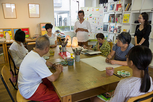 「土佐和紙でランプシェードをつくろう」
」