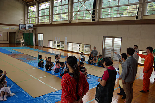 「ステージをつくるワークショップin米奥小学校」