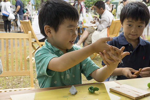 ヴィレッジ2015：「尾﨑憧汰郎ねんどワークショップ」
」